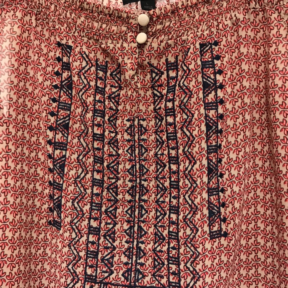 Embroidered Tank - Picture 3 of 4